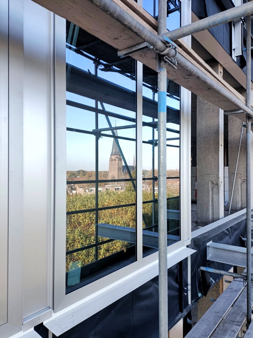 Marijke’s telefoontje, de wand, de glaspui en de&nbsp;feestdagen…